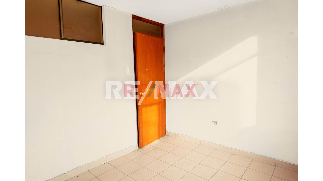 Alquiler De Oficina O Espacio Multifuncional 2° Piso | San Felipe - Comas  | 130M² — foto 13