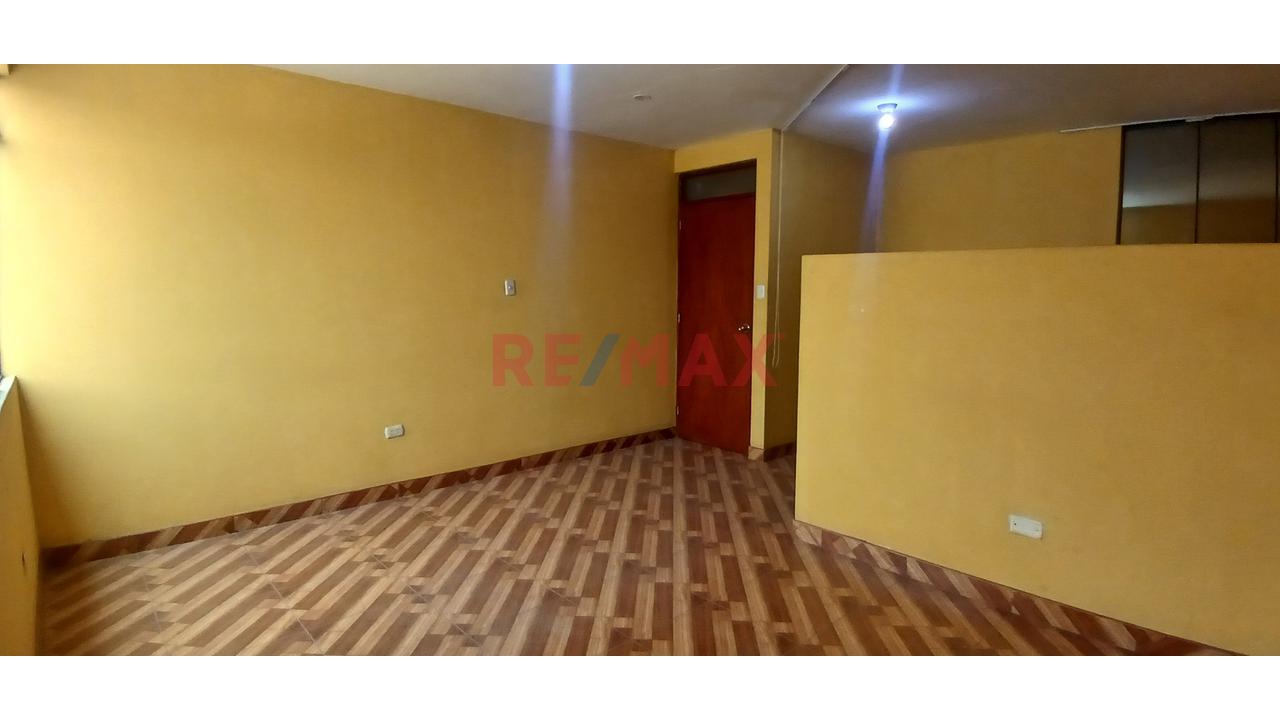 🏠 Oportunidad De Inversión Para Negocios - Casa En Venta Carabayllo 🏠 — foto 9