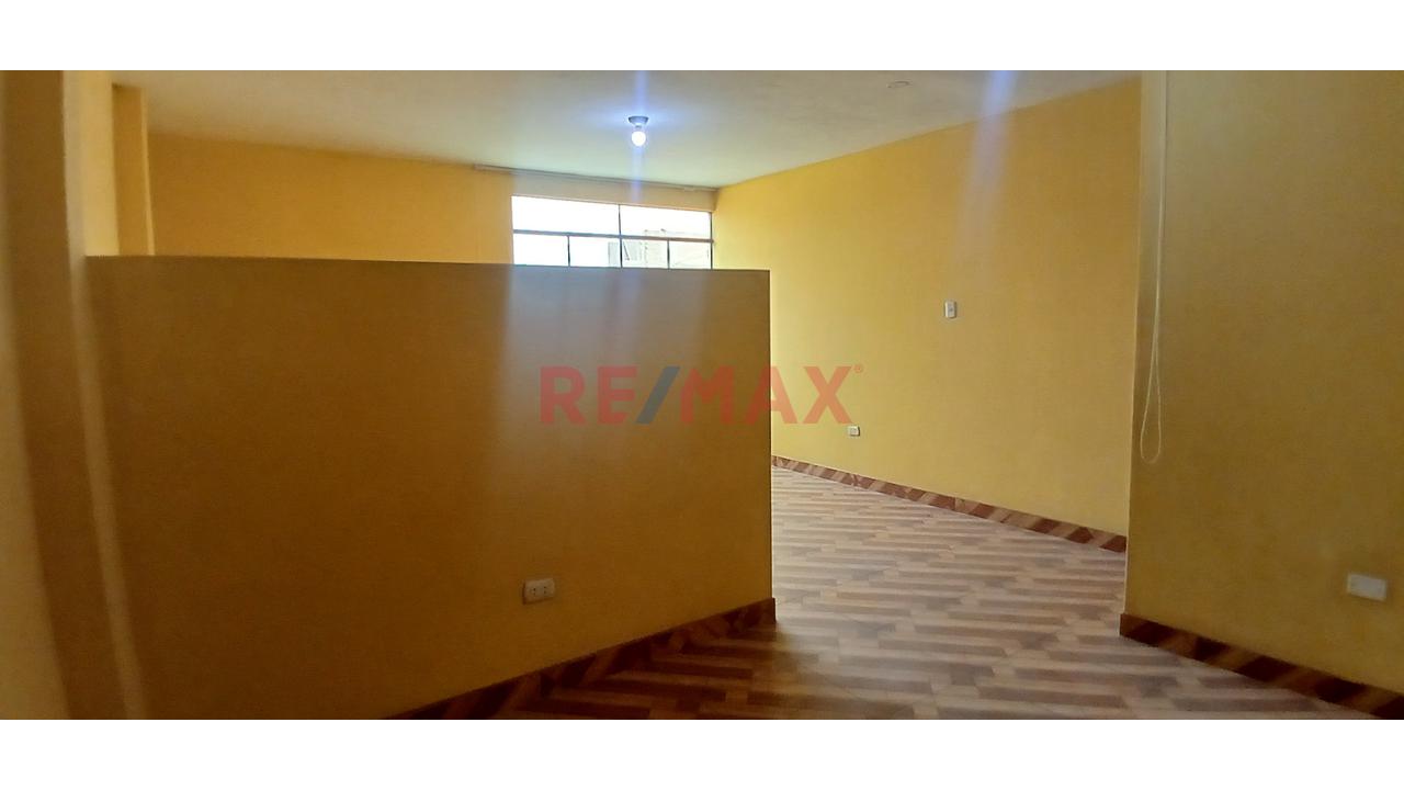 🏠 Oportunidad De Inversión Para Negocios - Casa En Venta Carabayllo 🏠 — foto 7