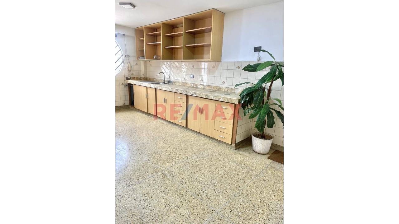 Venta De Departamento De 108 M² En 3Er Piso - Urb. Elio Lima — foto 8
