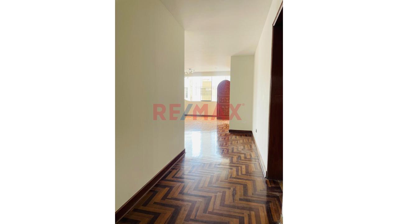 Venta De Departamento De 108 M² En 3Er Piso - Urb. Elio Lima — foto 11