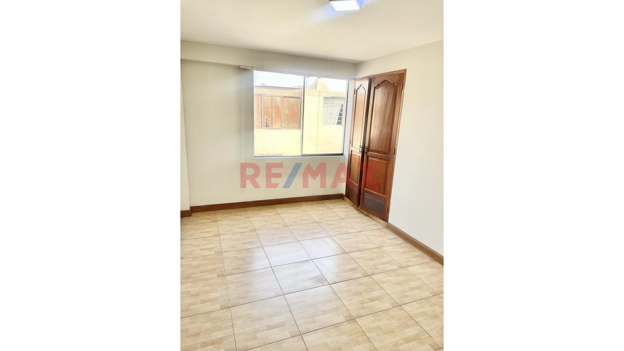 Venta De Departamento De 108 M² En 3Er Piso - Urb. Elio Lima — foto 3