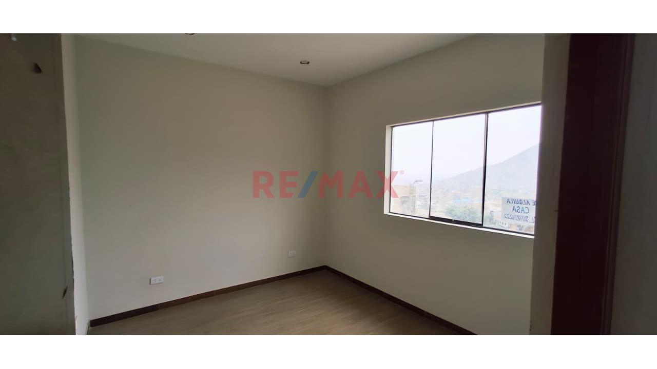 Casa En Venta - Milagro De Jesus Zonal 5 Collique (Comas) — foto 2