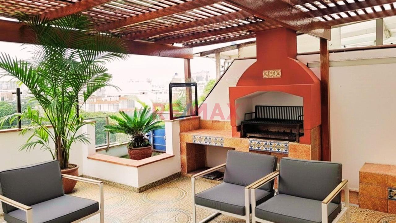 Venta Departamento Duplex Con Terraza Y Parrilla - 2