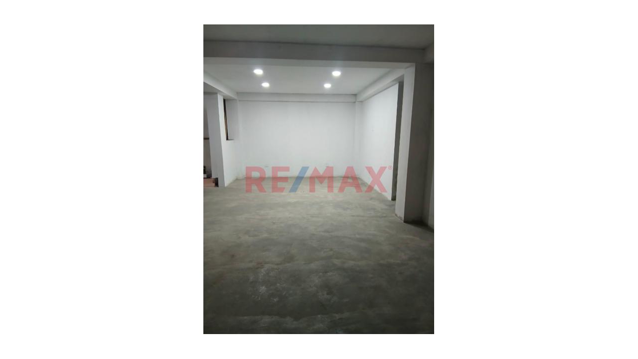 Local Comercial De 65 M² En San Juan De Miraflores | Excelente Ubicación Para Tu Negocio - 3