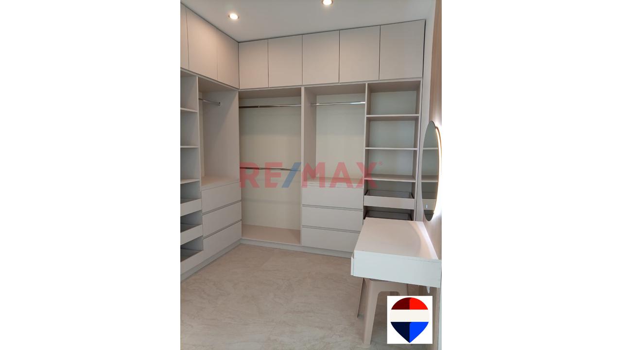 Venta De Casa De Estreno Frente A Parque/ 5 Habitaciones, En Miraflores  Country Club , Castilla , Piura - 8