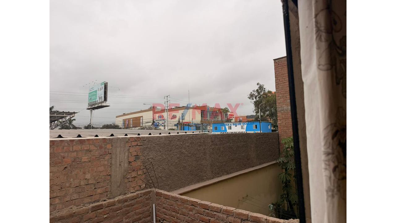 Venta De Casa Como Terreno Frente A Plaza San Miguel - 7