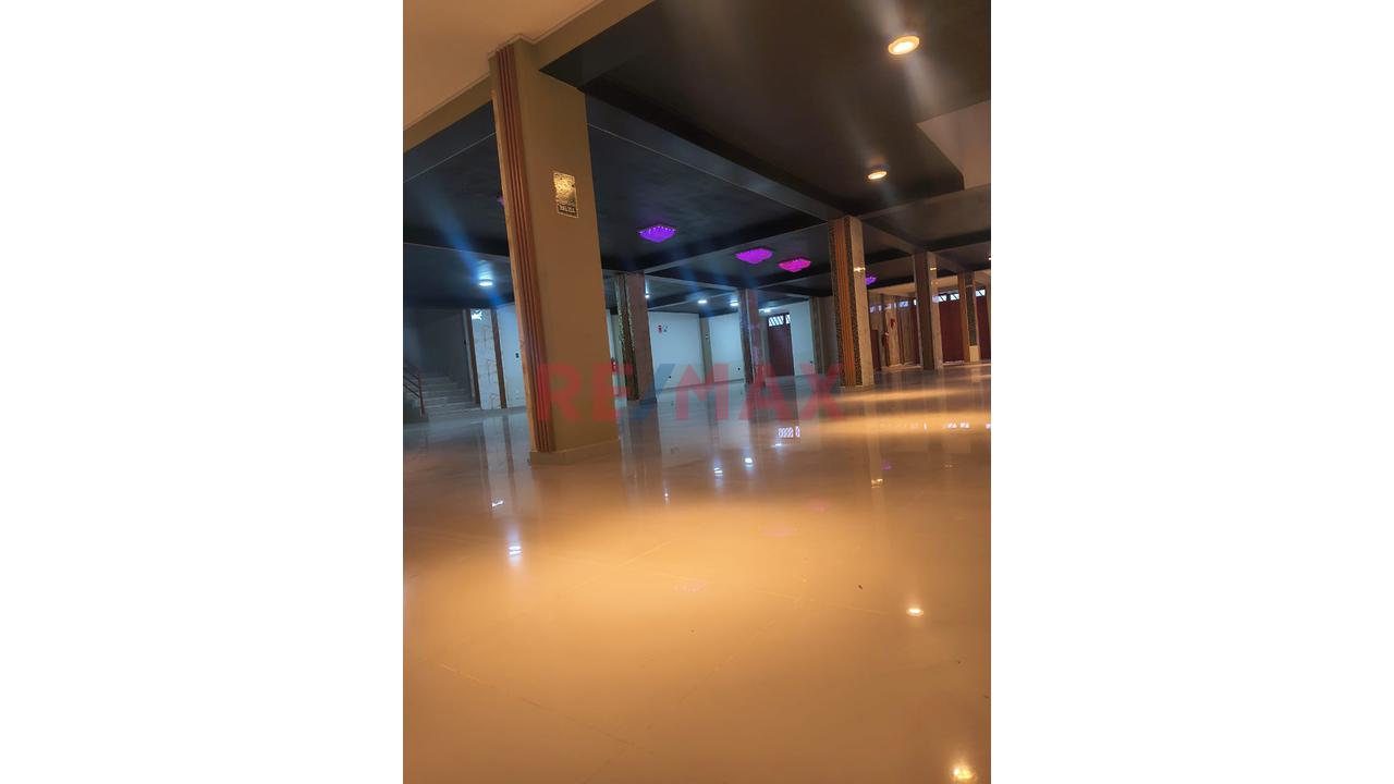 Alquiler De Local Comercial En Primer Piso En Manchay | 400 M² - 10