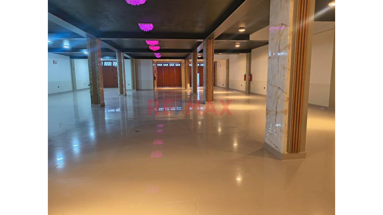 Alquiler De Local Comercial En Primer Piso En Manchay | 400 M² - 4