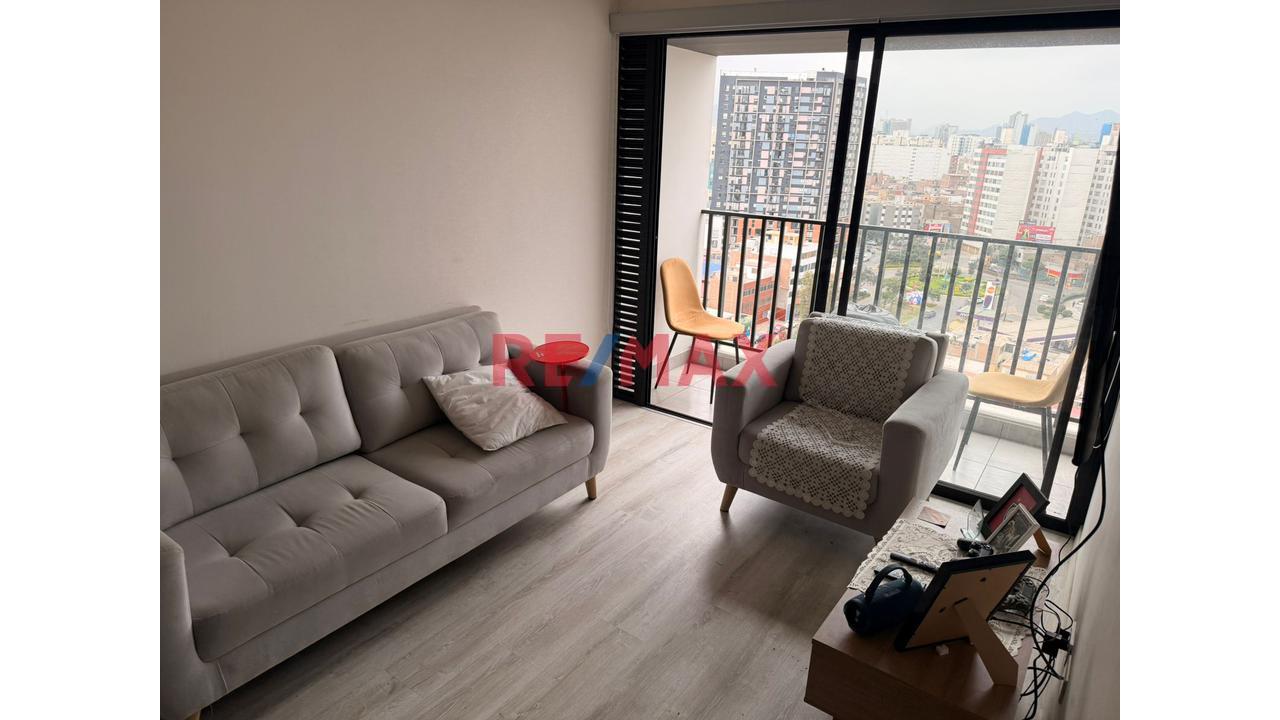Alquiler De Departamento En Pueblo Libre Con Cochera