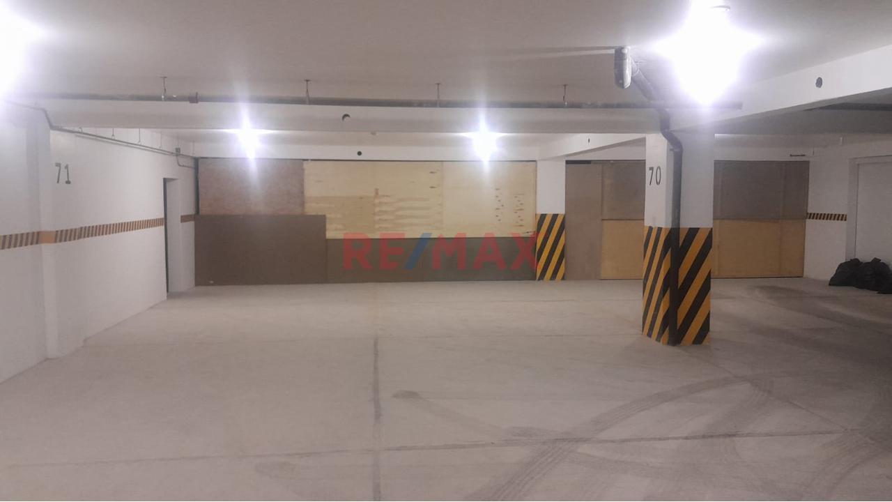 Venta De Cochera En Paralelo En Condominio En Yanahuara - 2