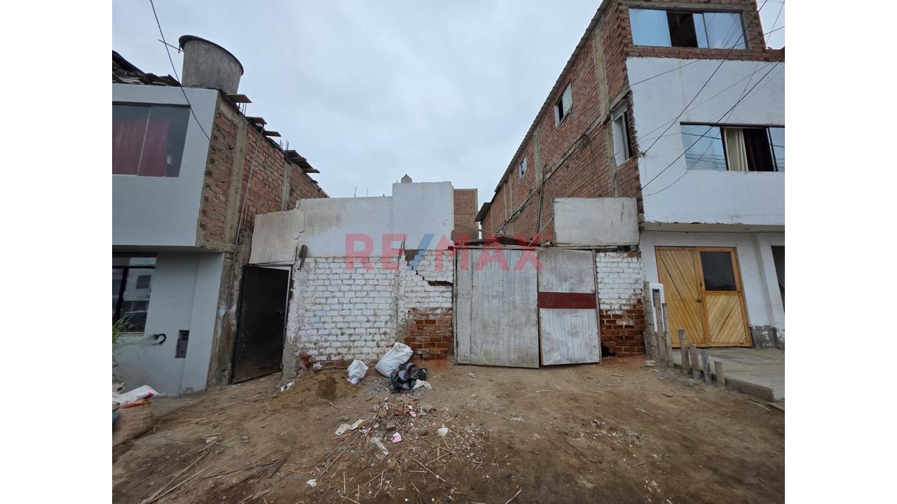 Venta Terreno Punta Hermosa - Ocasion Cerca De Boulevard, Parques / A Pocos Metros De La Av. Principal Garcia Rada - 4