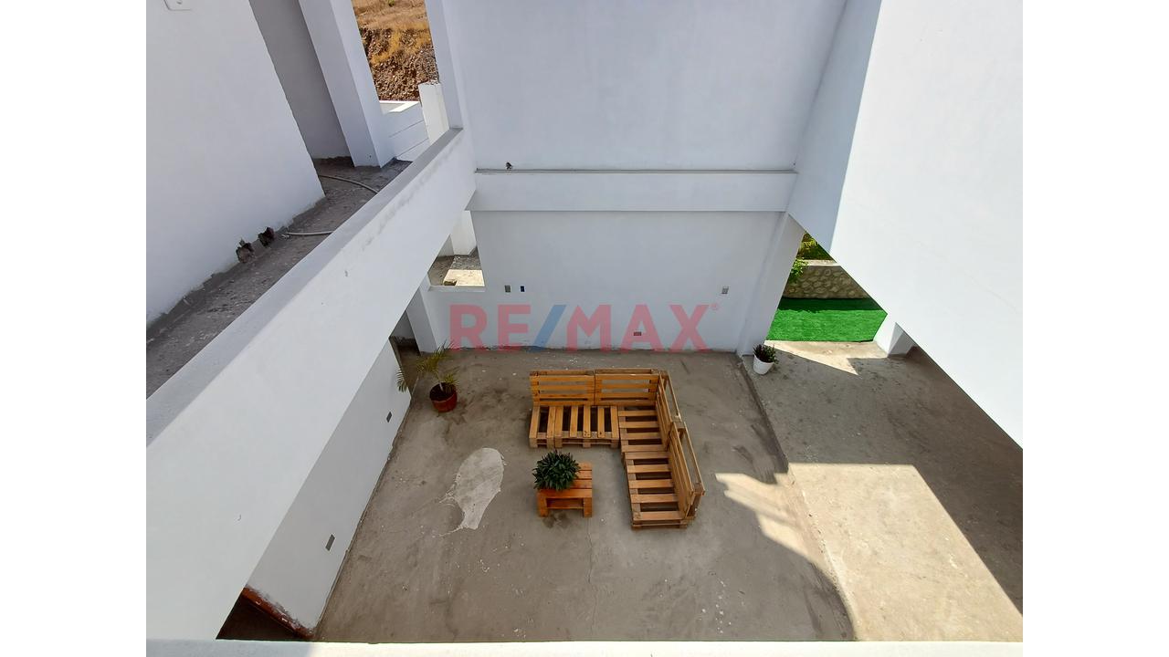 Venta De Casa Como Terreno En Simbal - 19