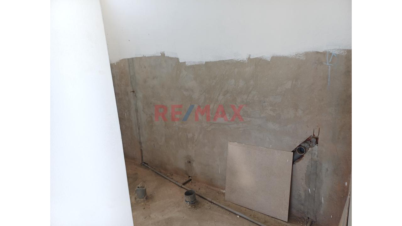 Venta De Casa Como Terreno En Simbal - 12