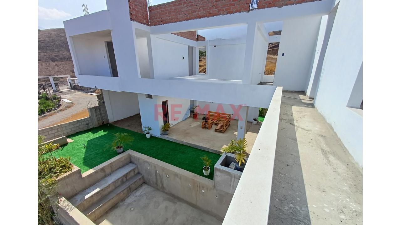 Venta De Casa Como Terreno En Simbal - 17