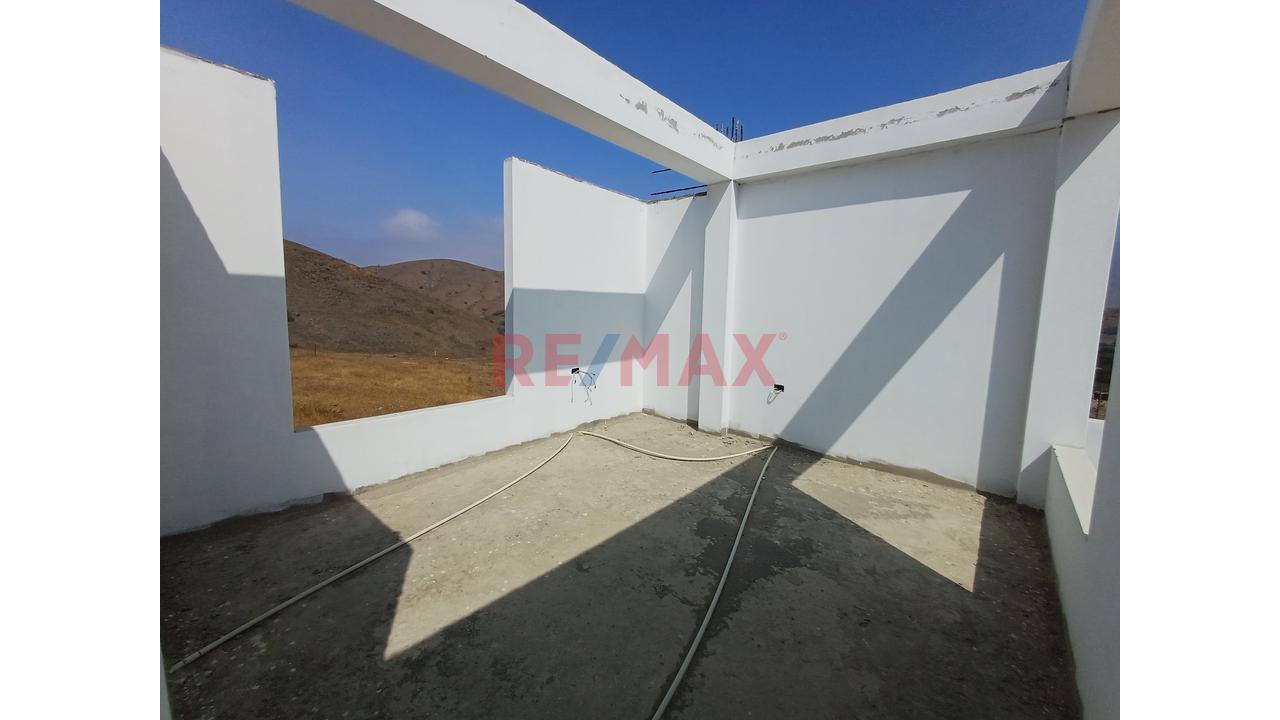 Venta De Casa Como Terreno En Simbal - 15