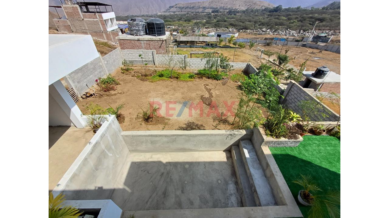 Venta De Casa Como Terreno En Simbal - 18
