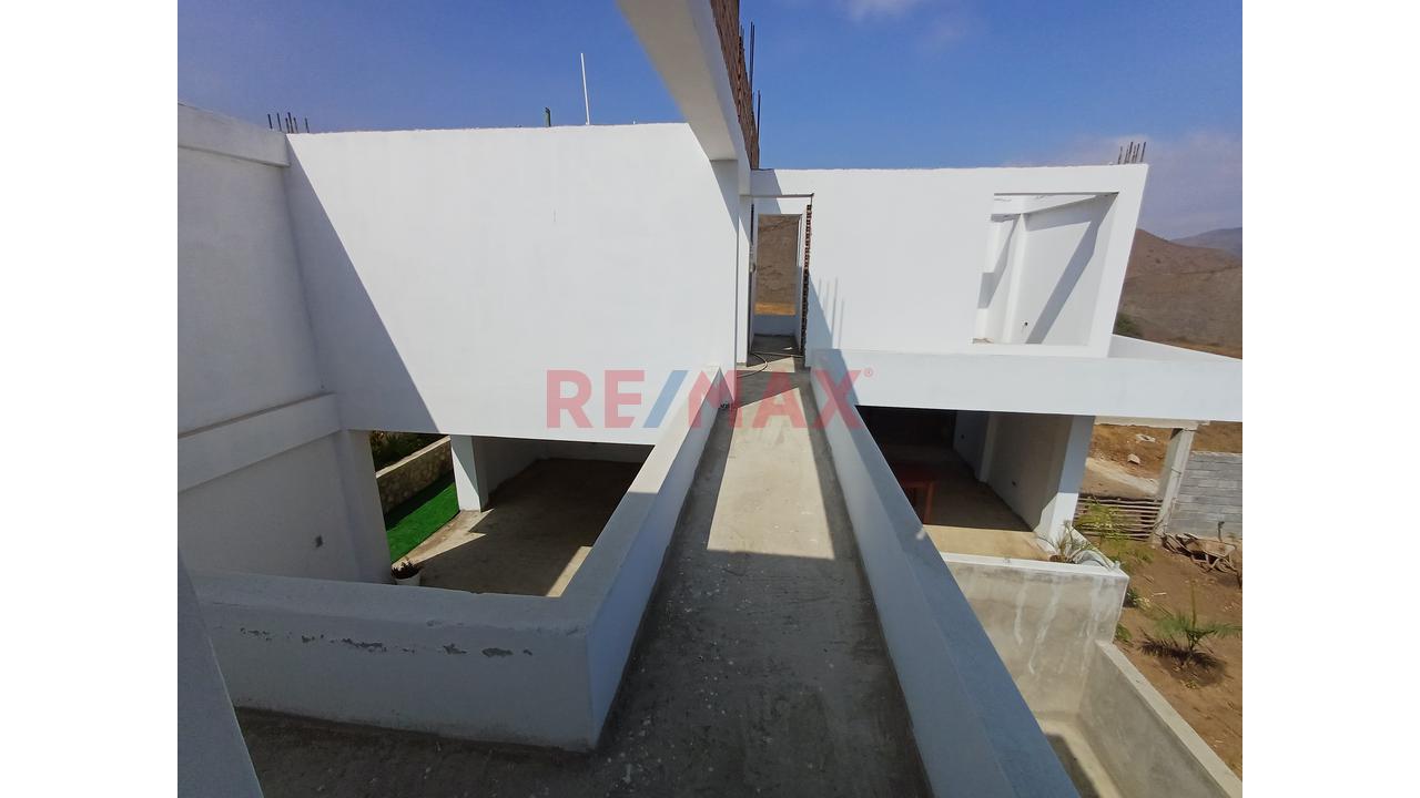 Venta De Casa Como Terreno En Simbal - 10