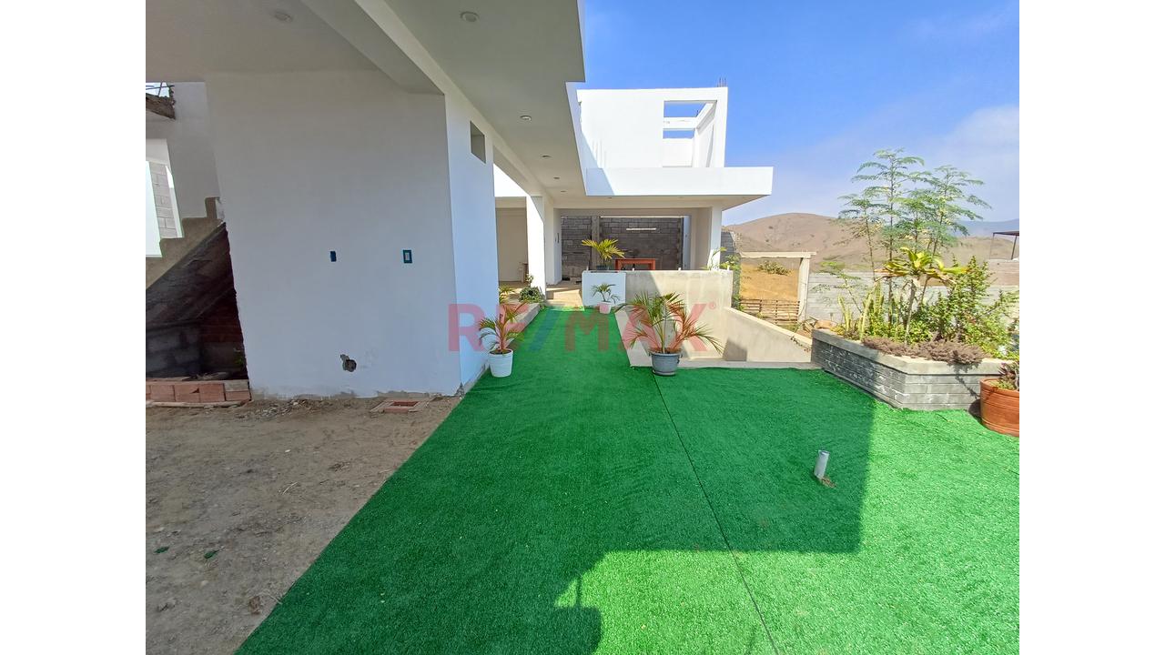 Venta De Casa Como Terreno En Simbal - 6