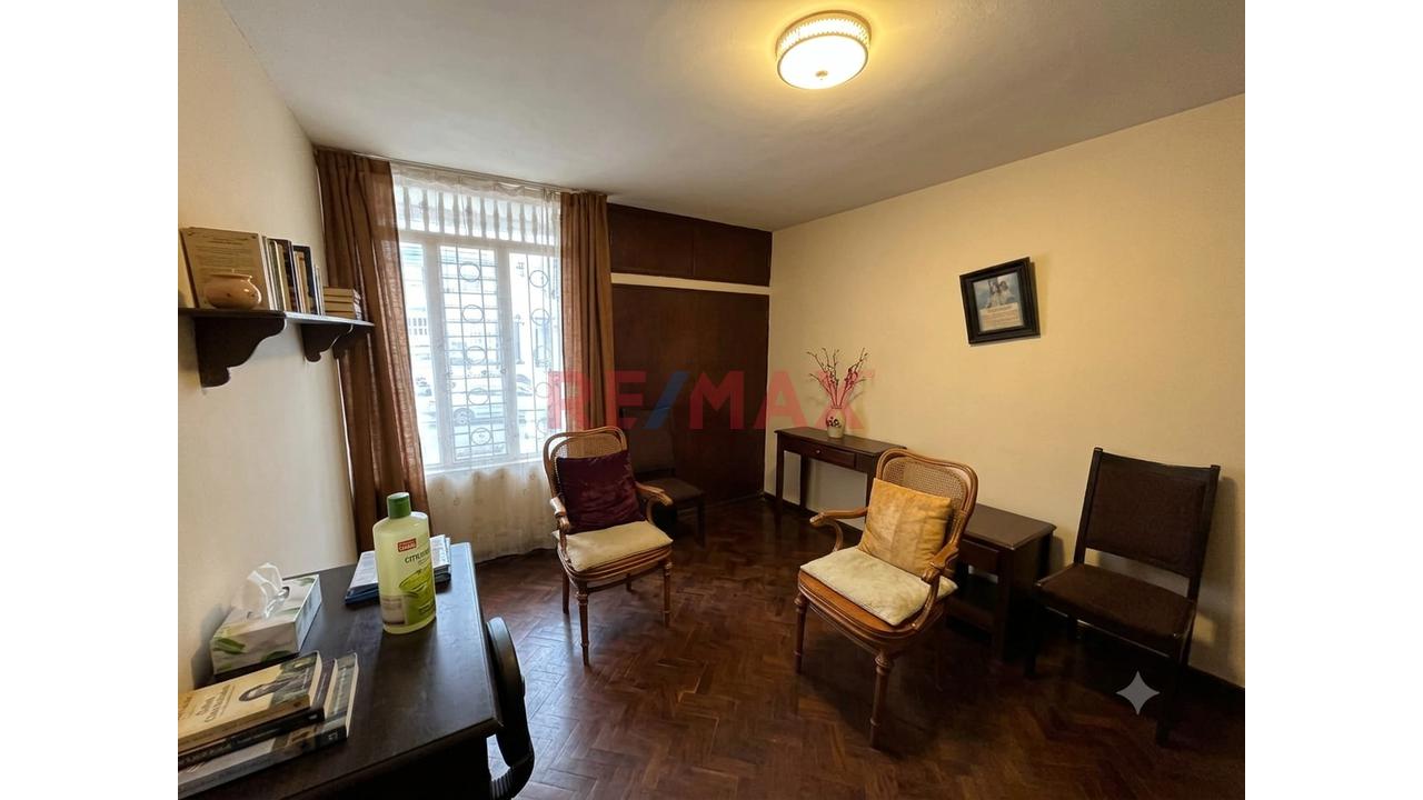 Se Vende Casa  Primer Piso De 150.12 M2 En Av. Libertad 890 Chiclayo — foto 6