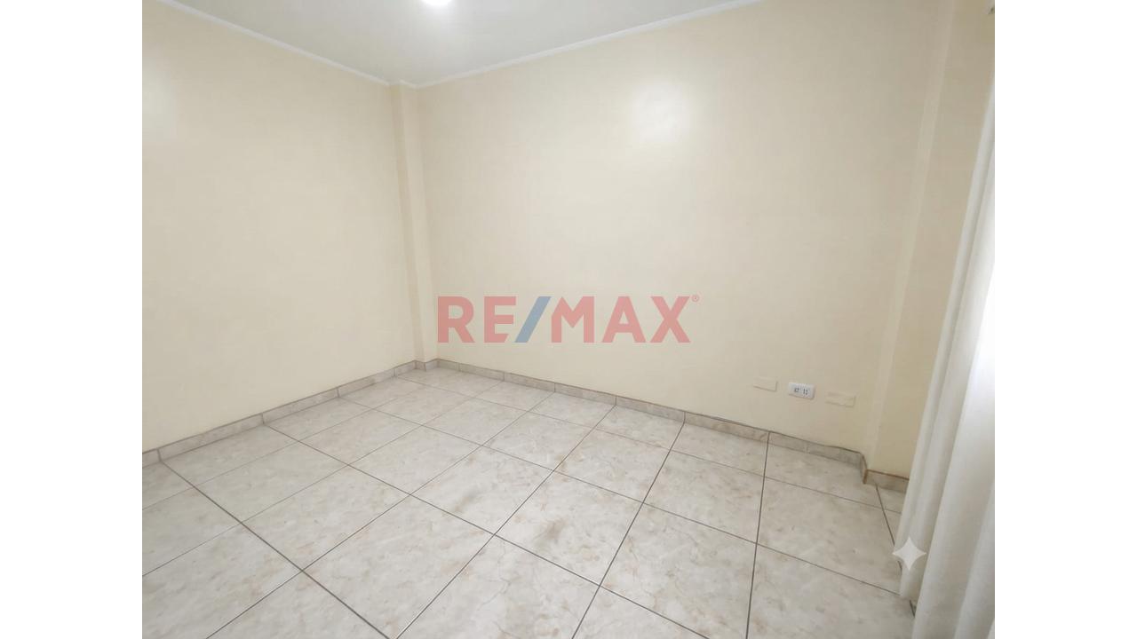 Alquiler Departamento En Ate - Urb. El Exito A Media Cuadra De Av. Jose Carlos Mariategui — foto 10