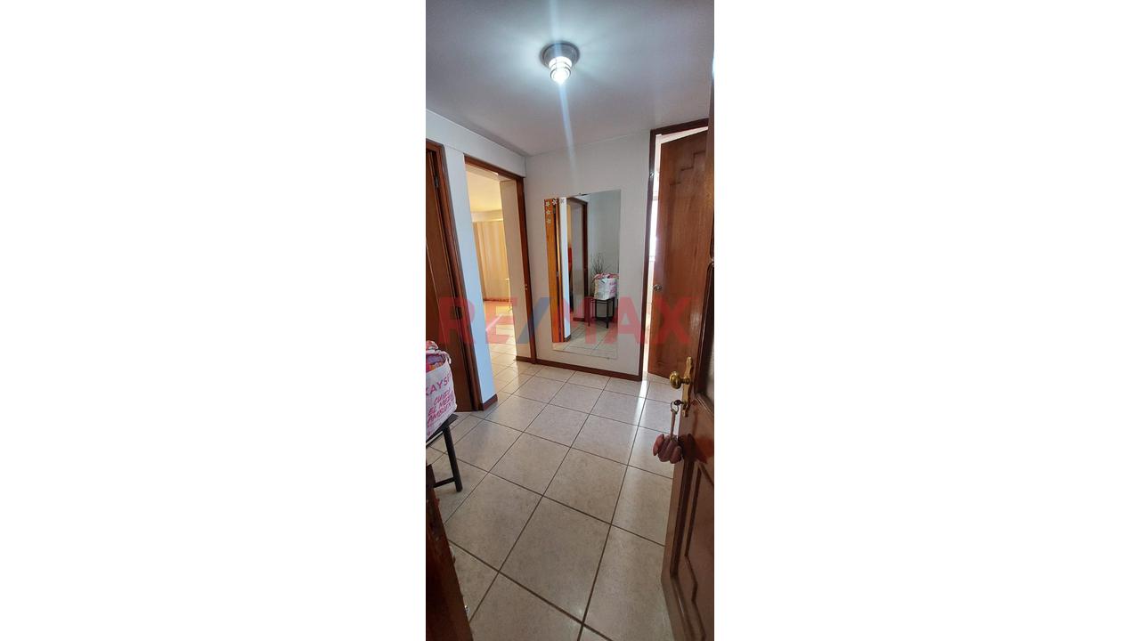 Departamento En Los Angeles De Cayma - Amplio Y Con Excelente Iluminacion Natural Que Marcan La Diferencia — foto 8