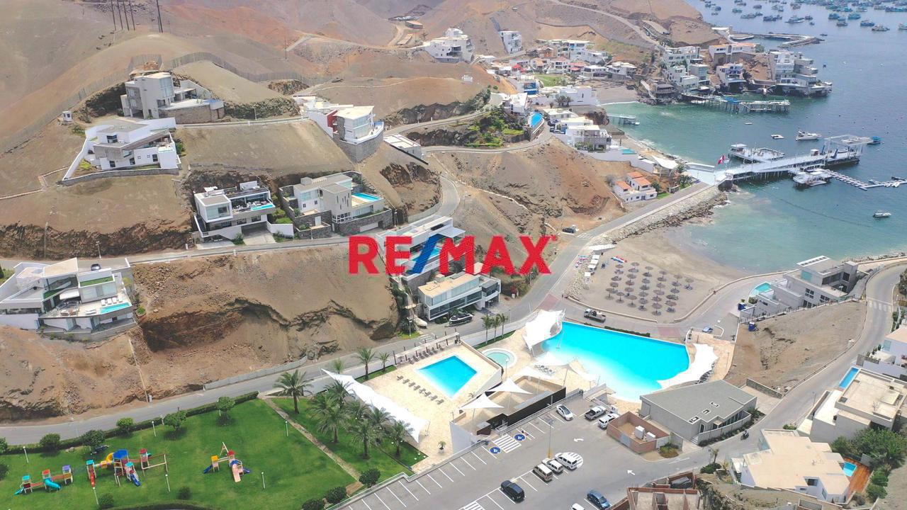 🌴 Oportunidad De Inversión | Terreno De 540.33 M² En Club Náutico Poseidón En Pucusana - 1