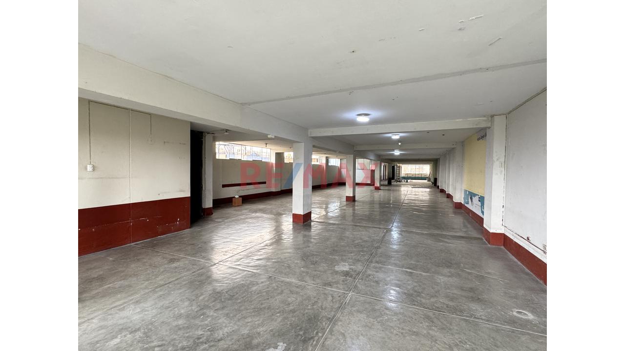 Se Alquila Local Comercial Frente Al Real Plaza De Pro Los Olivos — foto 13