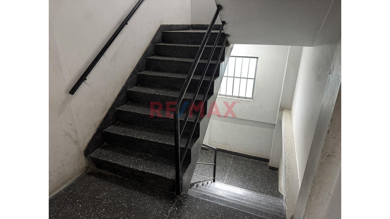 Se Alquila Local Comercial Frente Al Real Plaza De Pro Los Olivos — foto 8