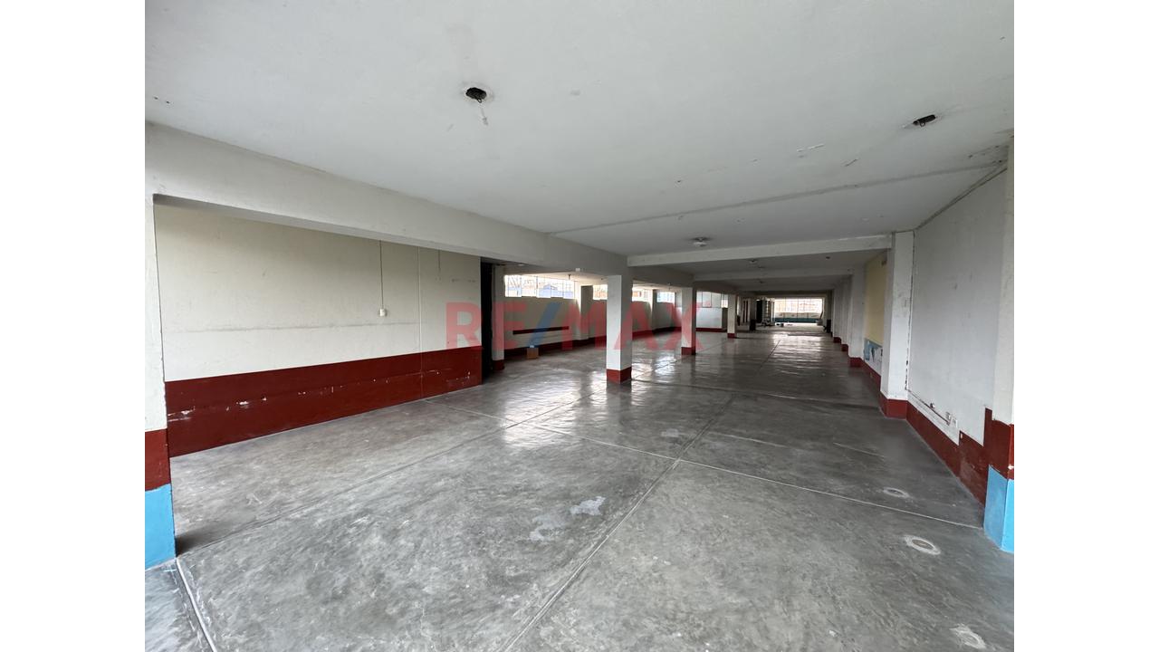 Se Alquila Local Comercial Frente Al Real Plaza De Pro Los Olivos — foto 9