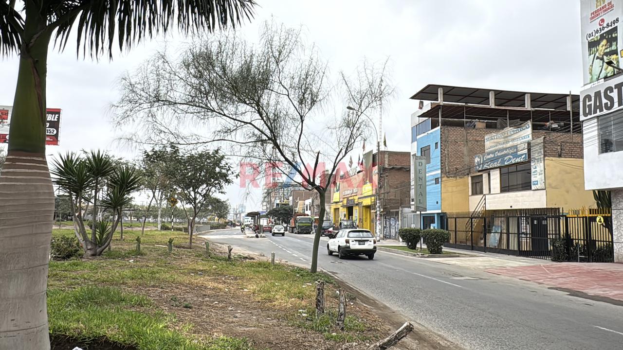 Se Alquila Local Comercial Frente Al Real Plaza De Pro Los Olivos — foto 3