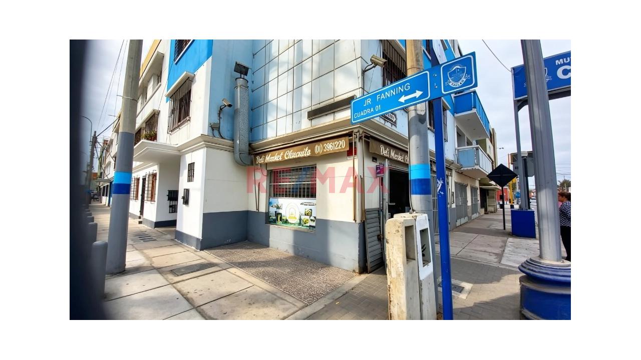 Local Comercial En Esquina · 2 Pisos · Frente Al Parque · Chucuito, Callao · Al Costado Del Real Felipe — foto 3