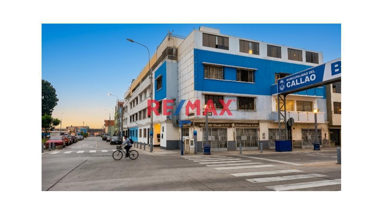 Local Comercial En Esquina · 2 Pisos · Frente Al Parque · Chucuito, Callao · Al Costado Del Real Felipe