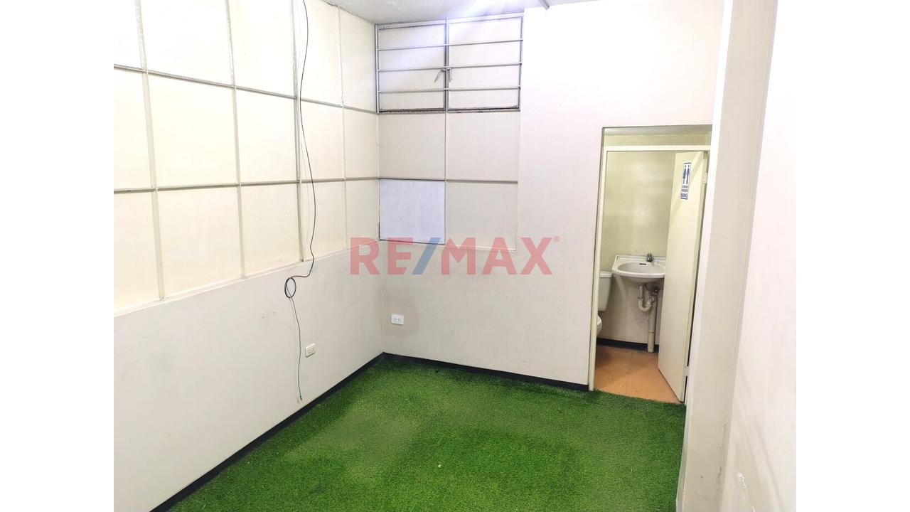Local En Alquiler En Av. Habich | Ideal Para Consultorio, Oficina O Emprendimiento — foto 2