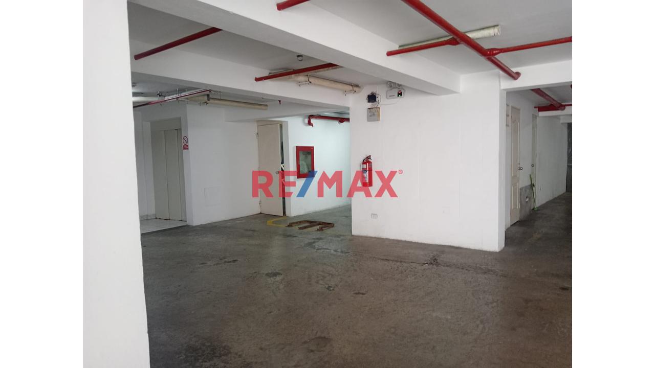 Se Vende 7 Depositos Cerca Al Malecon Cisneros - 6