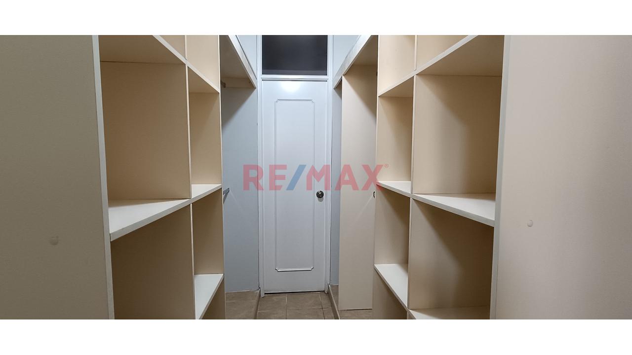 Vendo Hermosa Casa En Santa María Del Pinar - Cerca A Upao 📍 - 14