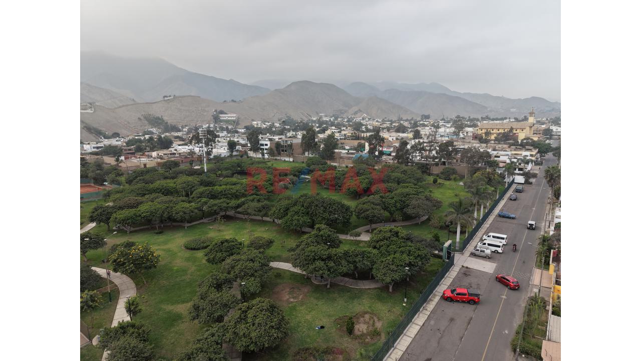 Vendo Exclusivo Terreno De 1,100 M² Frente A Parque En Sol De La Molina — foto 12