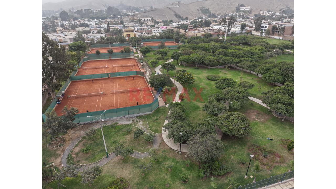 Vendo Exclusivo Terreno De 1,100 M² Frente A Parque En Sol De La Molina — foto 11