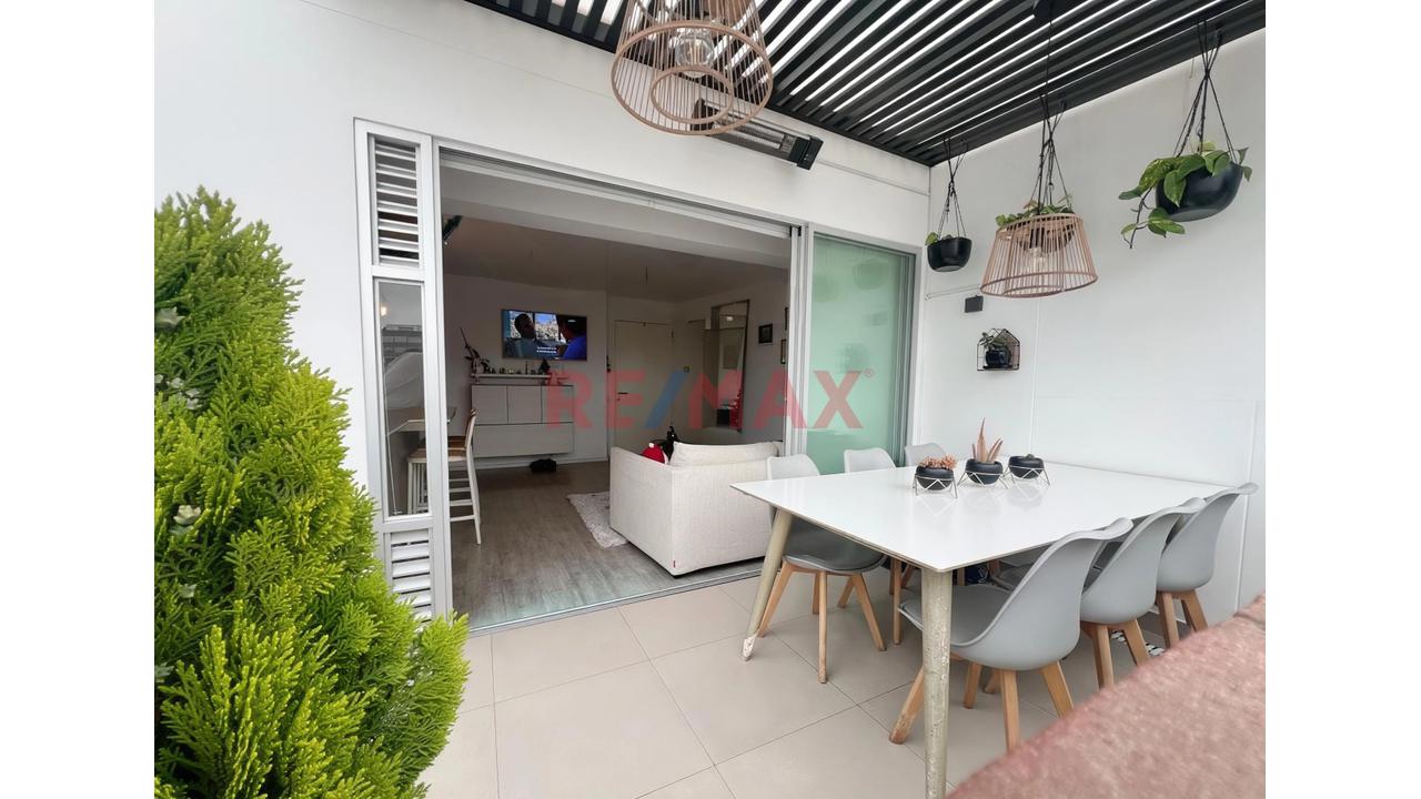 Venta De Departamento En Magdalena Límite Con San Isidro Con Estacionamiento — foto 5