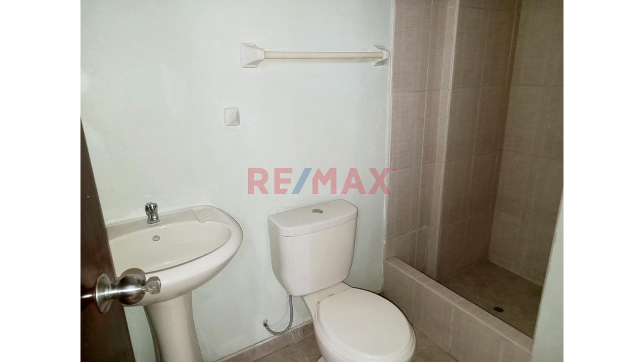 Amplio Departamento En Alquiler, Av. La Paz — foto 6