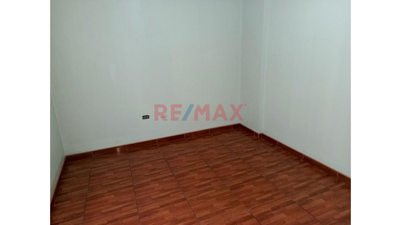 Amplio Departamento En Alquiler, Av. La Paz — foto 2