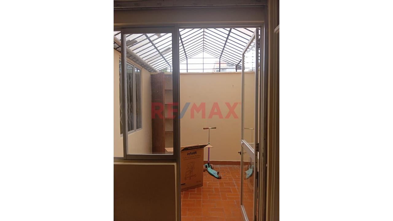 🚨 ¡Venta! Departamento De 90.75 M² En 1.Er Piso – San Miguel | Us$ 140,000 🚨 — foto 3