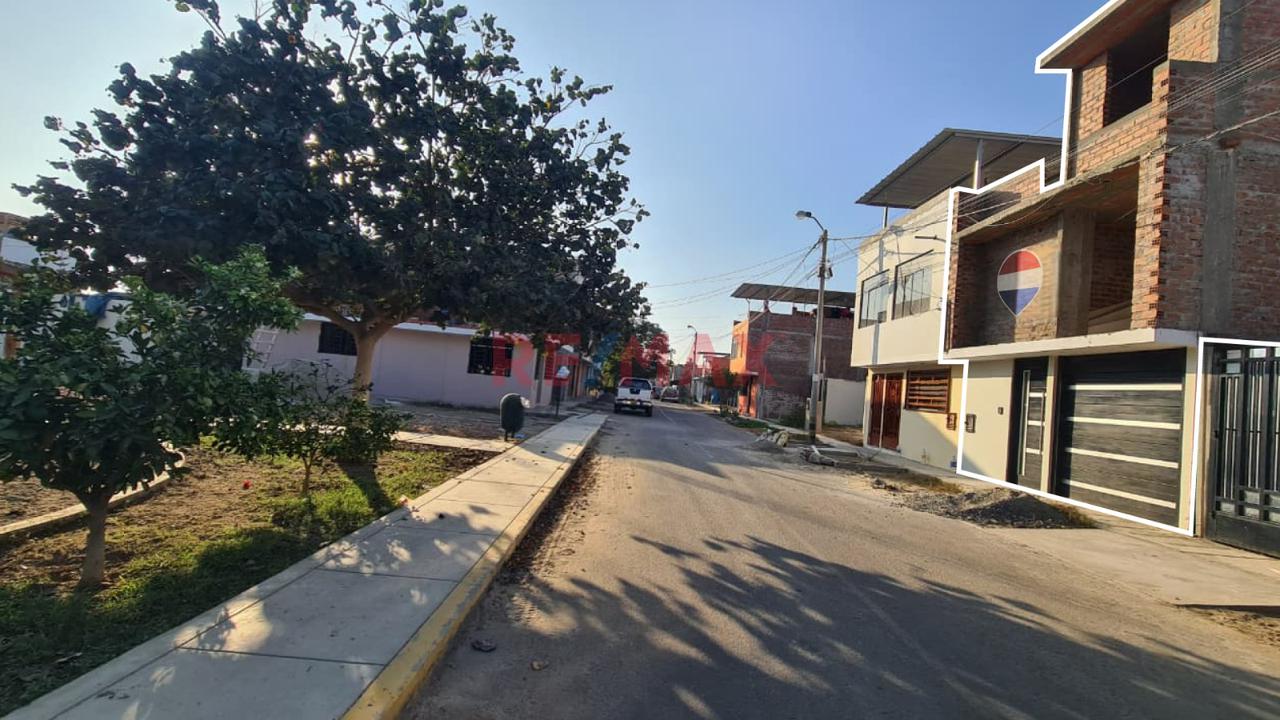 Casa En Venta Urb. Sol De La Florida Vi Etapa - 2