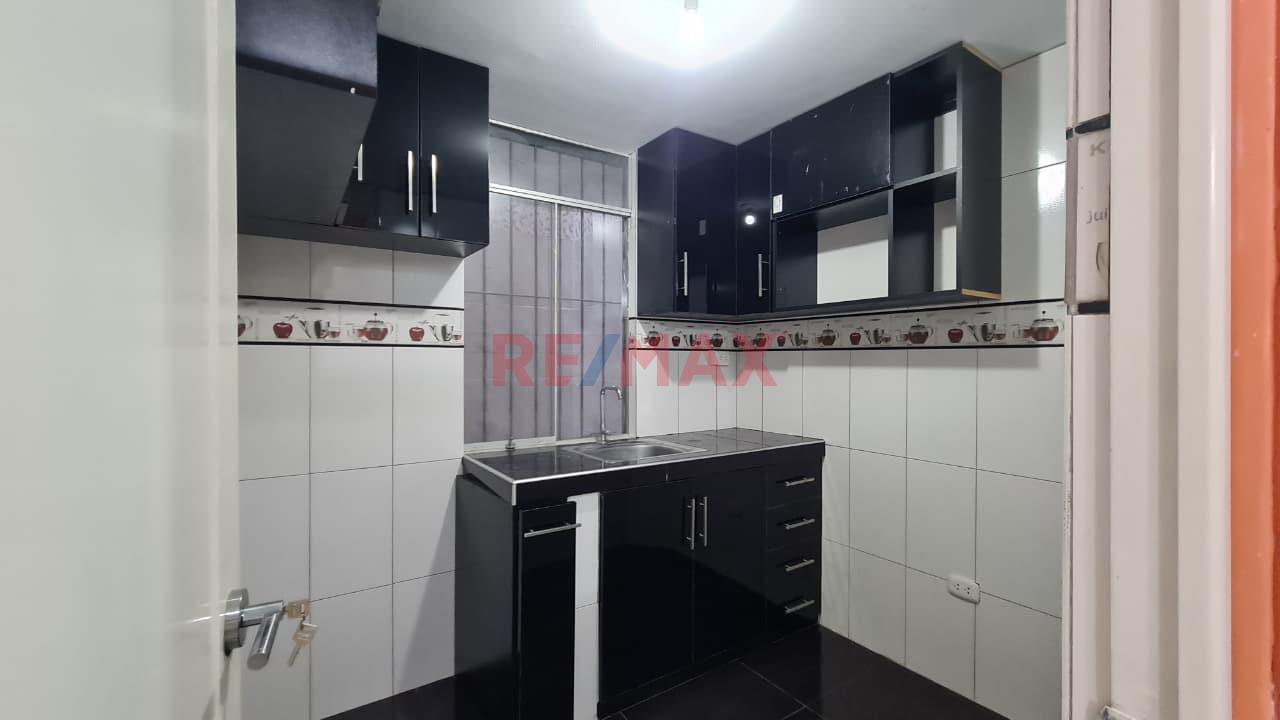 Casa En Venta Urb. Sol De La Florida Vi Etapa - 7