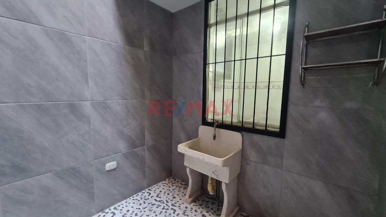 Casa En Venta Urb. Sol De La Florida Vi Etapa - 9