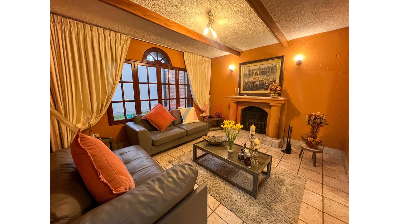 Venta De Casa En El Sol De La Molina — foto 4