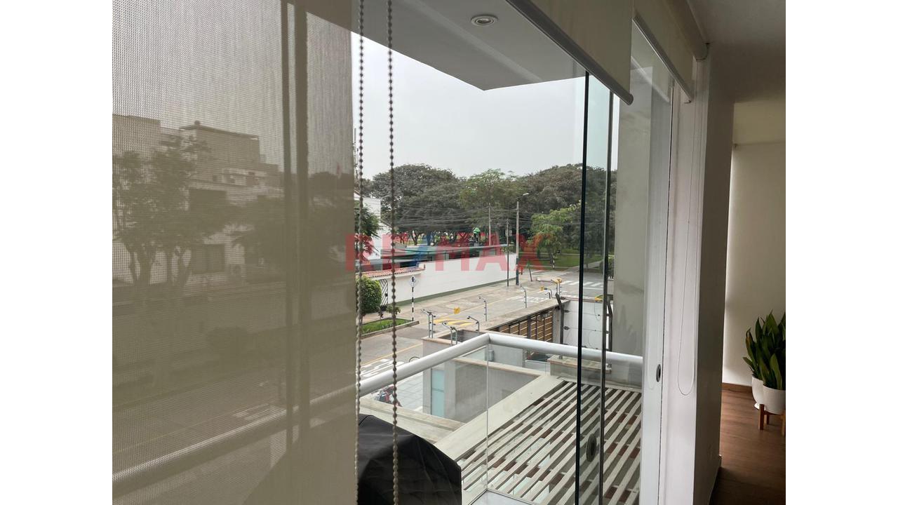 Vendo Amplio Departamento En 2Do.Piso, Ubicado En Urb. Residencial Valle Hermoso - Surco – Alt. Cdra 1 Av. Benavides — foto 8