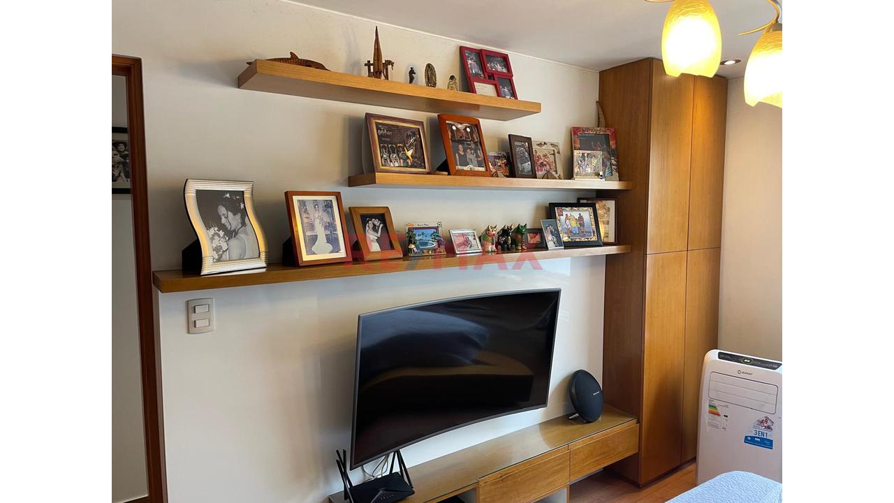 Vendo Amplio Departamento En 2Do.Piso, Ubicado En Urb. Residencial Valle Hermoso - Surco – Alt. Cdra 1 Av. Benavides — foto 10