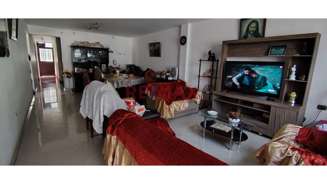 Vendo Amplia Casa En Esquina En Urb. San Diego Vipol – San Martín De Porres 📐🏡 — foto 3