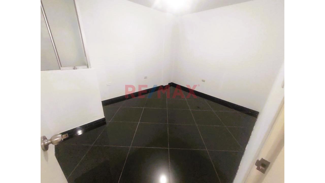 Departamento En Alquiler En Chorrillos: 83 M2 A Pasos De La Av. El Sol — foto 11